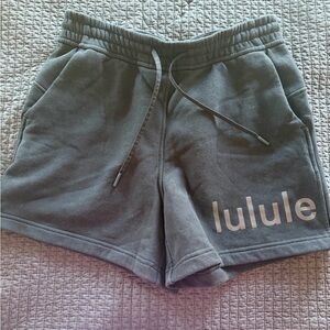 Lululemon 4” scuba short